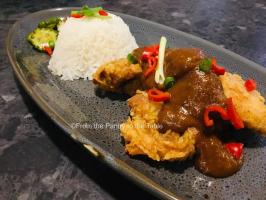 COCONUT FRIED CHICKEN WITH SATAY SAUCE