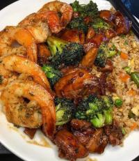 Chicken and broccoli Teriyaki /Veggie fried Rice