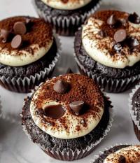 Black Bottom Cupcakes 🧁🍫