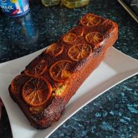 After only 2.5h. Orange plumcake with caramelized oranges on top