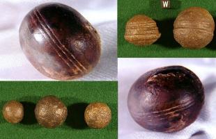 2.8 billion year old metal spheres. What or who produced them?
