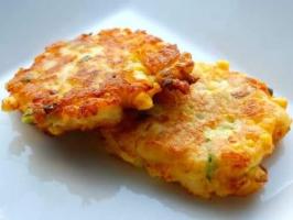 CORN AND CHEDDAR MASHED POTATO FRITTERS