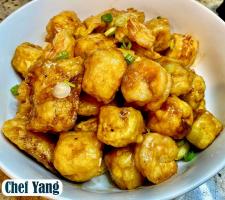 Ginger Garlic Seafood and Tofu Delight