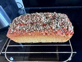 Red lentils bread