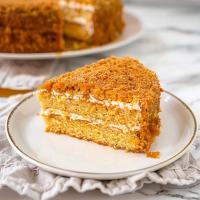 Russian Honey Cake (Medovik) 🍰🍯