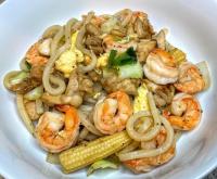 Stir-Fried Noodles with Chicken and Shrimp