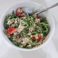 Cous cous  with tomatoes and rocket