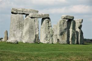 The great megalithic monuments