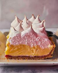 Lemon Pie Bars with Strawberry Meringue dessert 🍋🍓