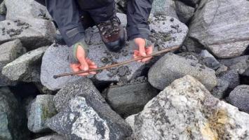 Archaeologists found on Norway's ice an arrow that could be 4000 years old
