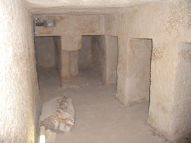 A passage leads from the Ante-chamber down to the Burial Chamber. Also leading off this passage is a