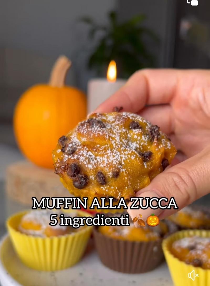 Pumpkin muffin