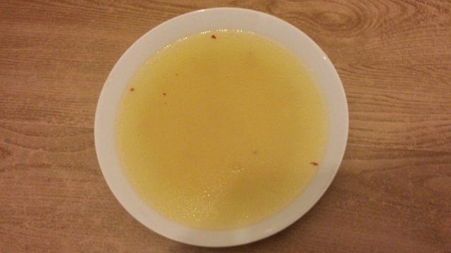La minestra col peperoncino in superficie