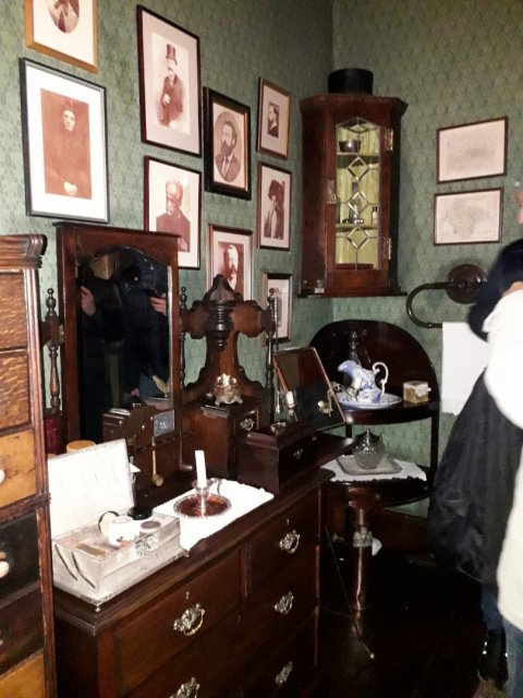 Sherlock Holmes room.