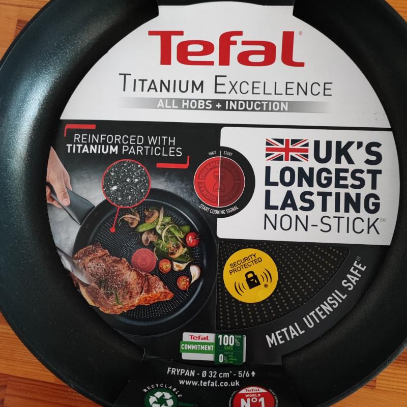 New cooking Tefal Pan 32cm still in original packaging