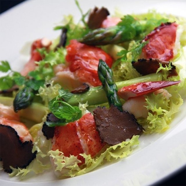 Salad of Lobster, Asparagus and Black Truffle by Gualtiero Marchesi