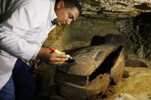 Egypt uncovers ancient necropolis south of Cairo