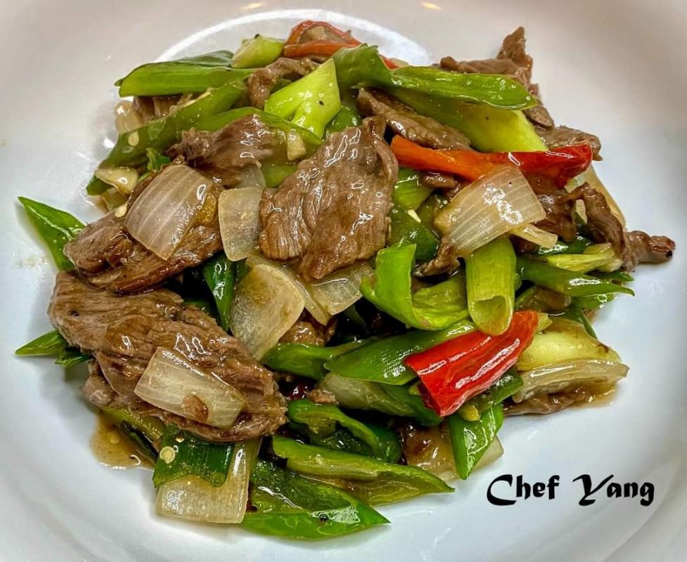 Sautéed Beef with Sweet Pepper