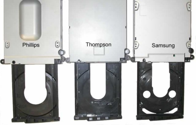 The three different drives that were installed in the original xbox.