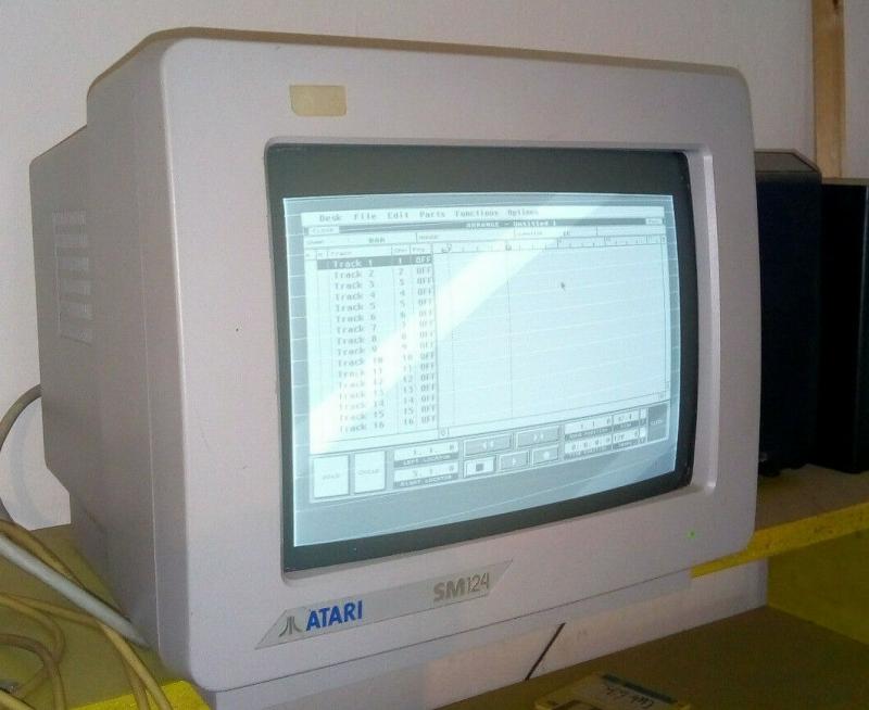 ATARI SM124 monitor