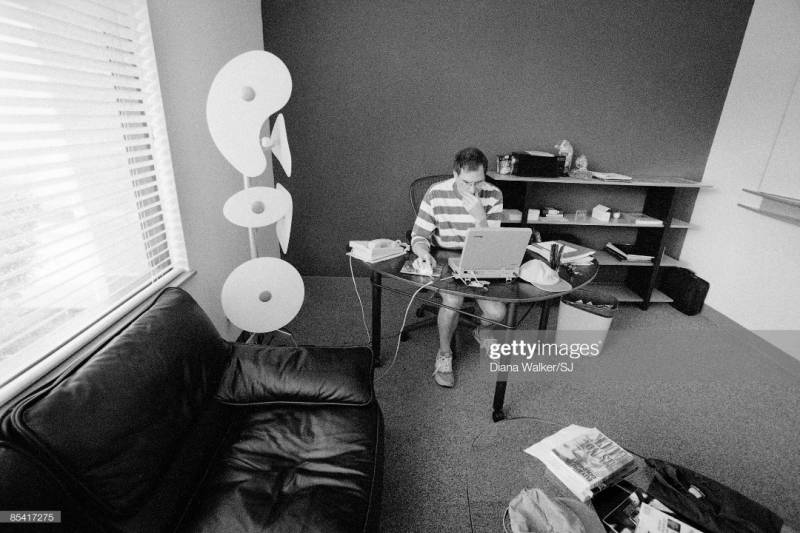 Steve Jobs inside his office at Pixar in 1997. Picture from Diana Walker.