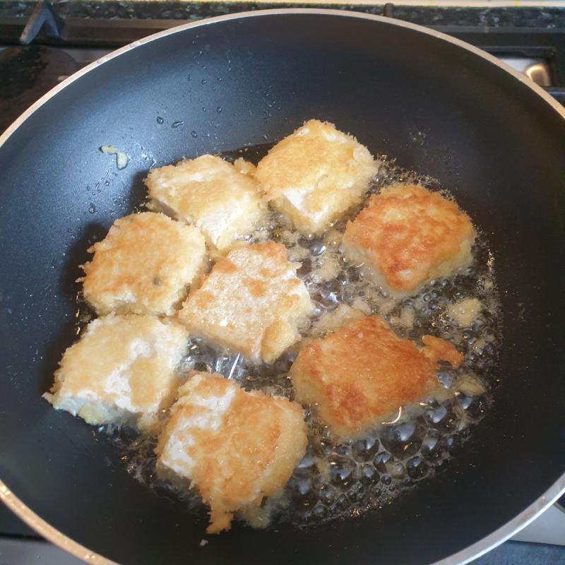 5. Keep frying changing the side
