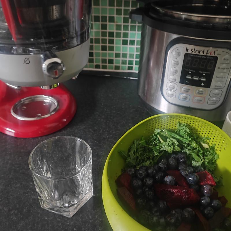 One of the best smoothie - Revitalizing Kale, Beetroot, and Blueberry Jui