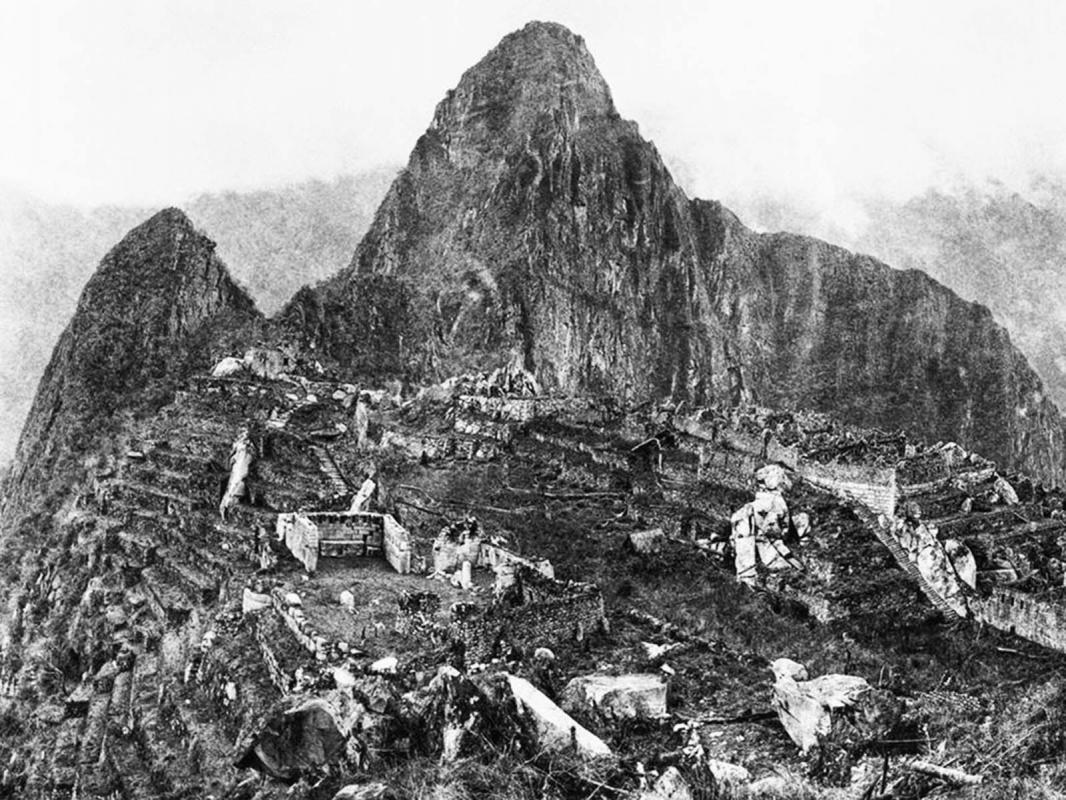 The first photograph upon discovery of Machu Picchu, 1911