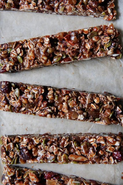 Trail Mix Granola Bars (with Video)