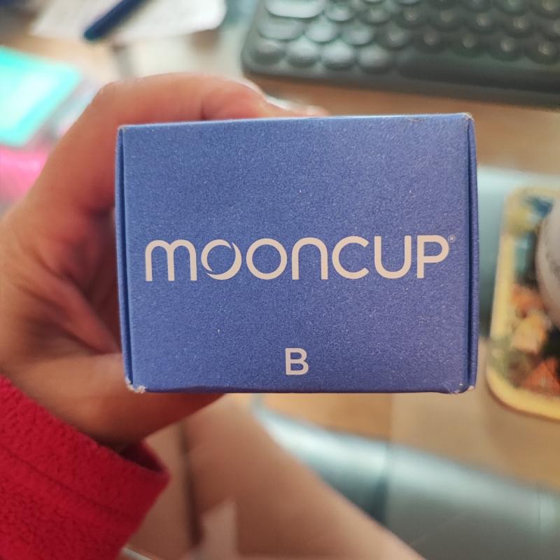 Menstrual cup Mooncup size B