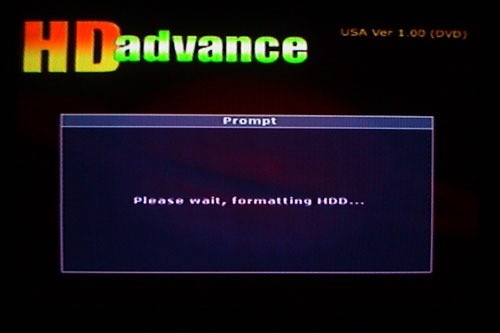 /_ Please wait, formatting HDD ... _/