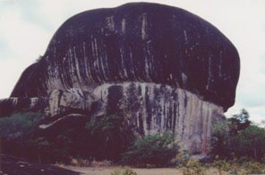 The Pedra Pintada in northern Brazil: an archaeological mine forgotten for 50 years.