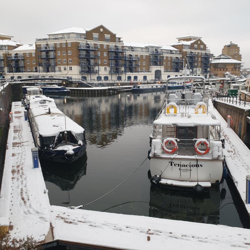 First time for me it's snowing in December in London Limehouse
