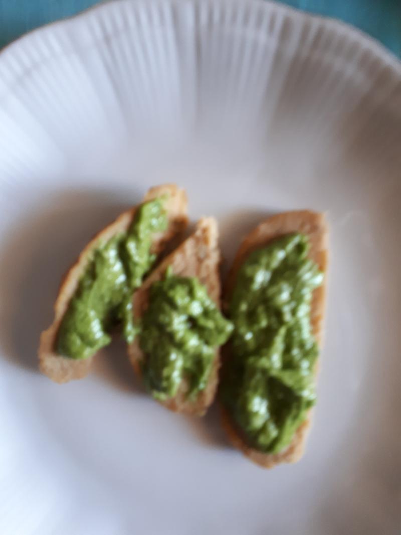 POLPETTONE DI TONNO con pesto di rucola