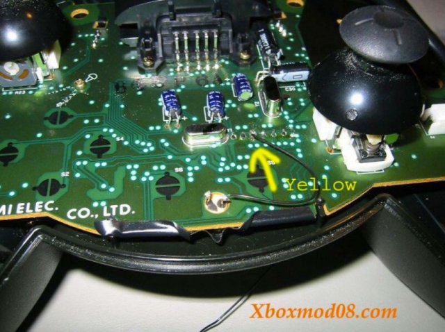 How to install a reset switch in the xbox game controller