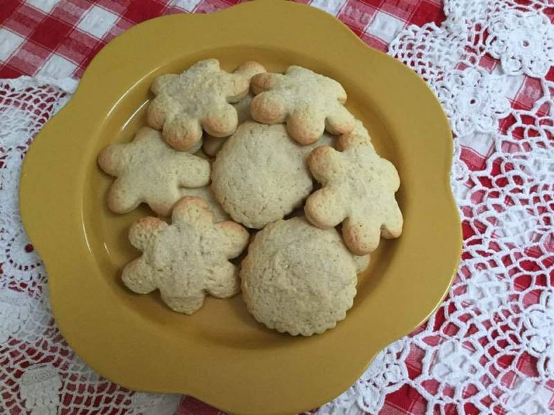 Biscotti sardi per la colazione 