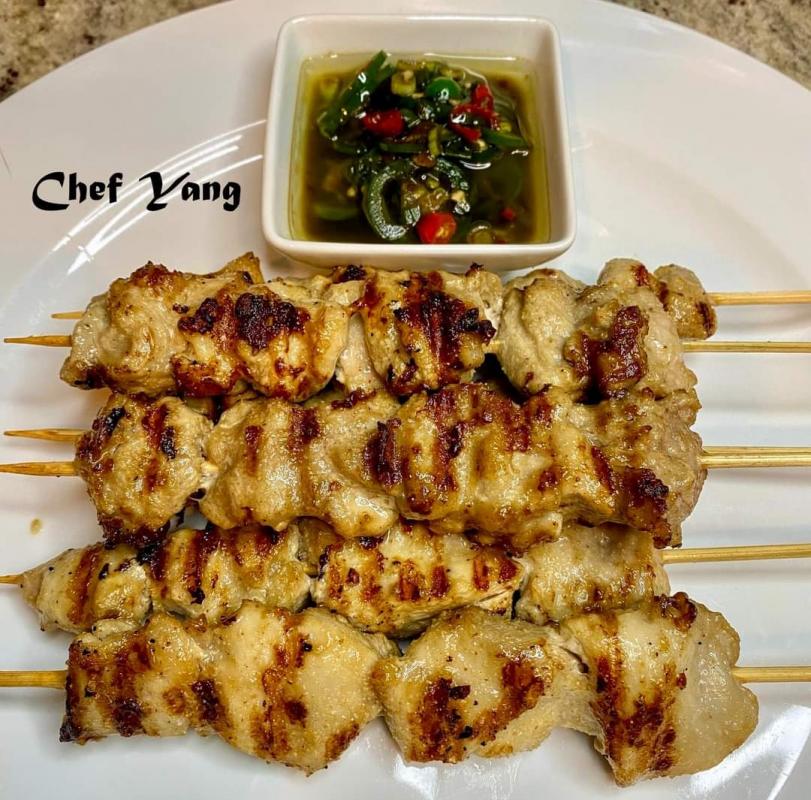 Grilled Chicken Skewers with Jalapeño Sauce