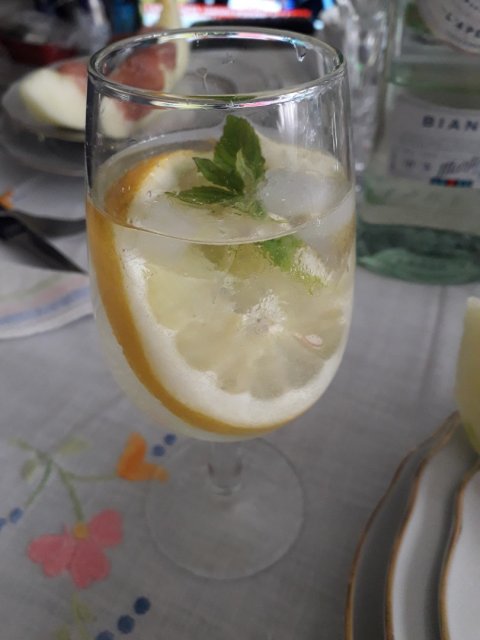 Martini Royale Bianco