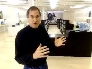 2001 May 13: Steve Jobs Introduces the Apple Store
